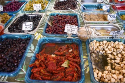 Food Tour in Aix-en-Provence – A Taste of Real Provence - Bonjour Fun