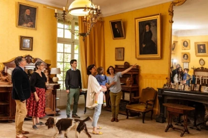 Historical tour and tasting - Multilingual tour - Bonjour Fun