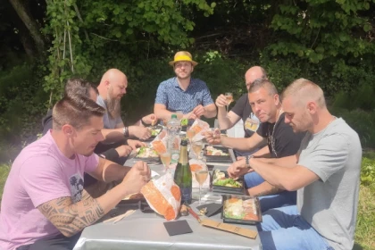 The must-see: Picnic and Champagne tasting - Bonjour Fun