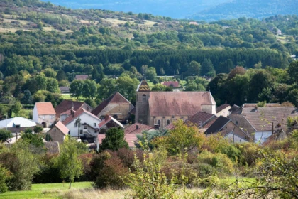 PIREY ET L’EGLISE SAINT-MARTIN - app.name