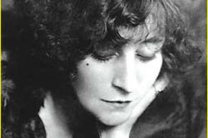 PORTRAITS DE FEMMES - app.name