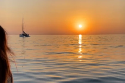 Private Sunset Boat Tour with Aperitif - Bonjour Fun