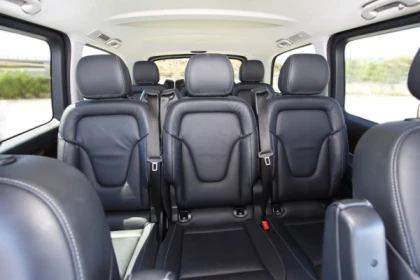 Private Transfer in Minivan Airport to Hotel - Bonjour Fun