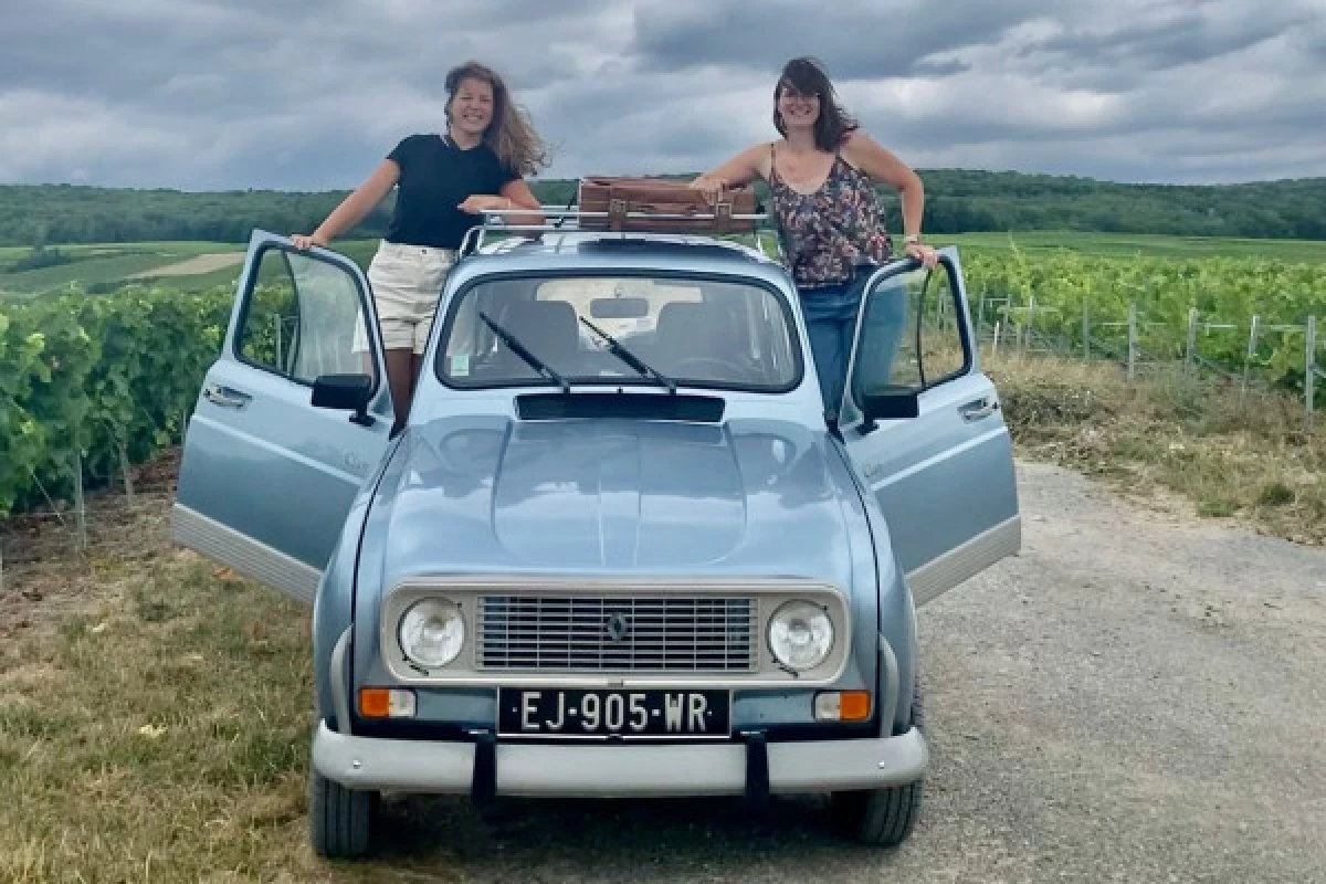 4L or 2CV Champagne Tour - Epernay - Bonjour Fun