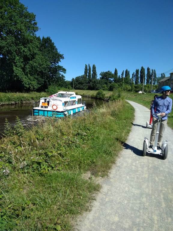 Ballade en groupe avec encadrement canal d'Ille et vilaine Rennes - Bonjour Fun