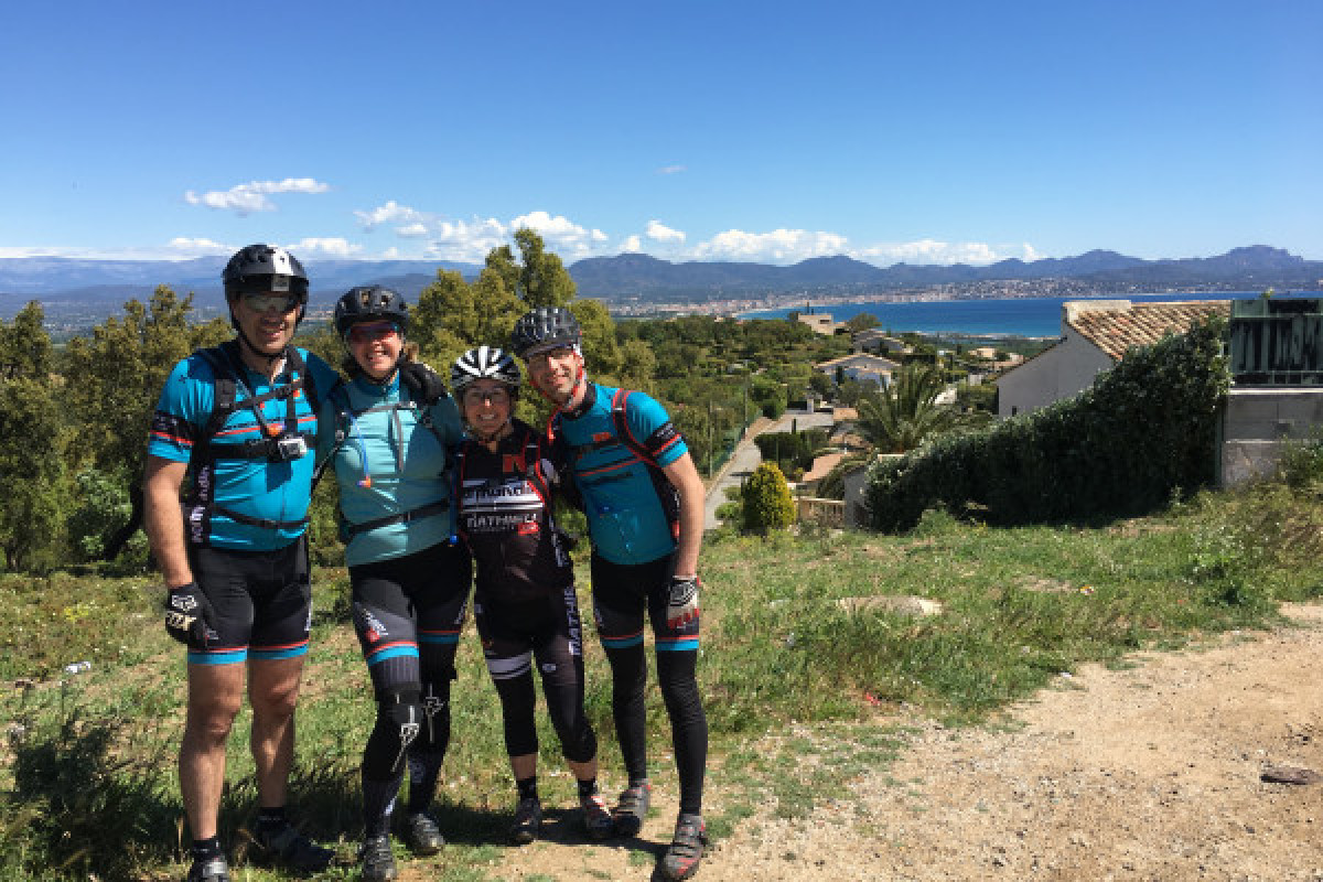 Electric mountain bike ride in the Massif des Maures - Bonjour Fun