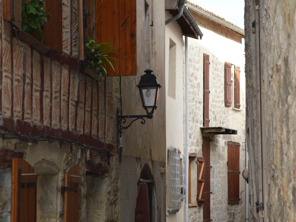 Balade patrimoine / jeu ; Sur les pas d'Henri IV à Nérac - Bonjour Fun