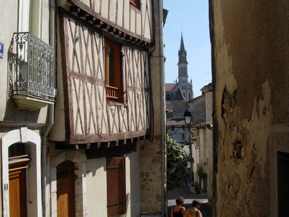 Balade patrimoine / jeu ; Sur les pas d'Henri IV à Nérac - Bonjour Fun