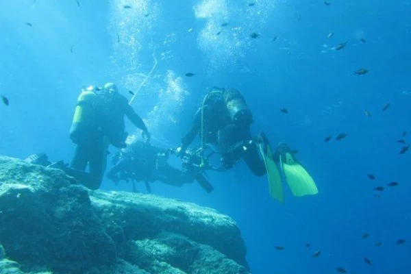 Scuba Diving for Beginners - Europlongée - Bonjour Fun