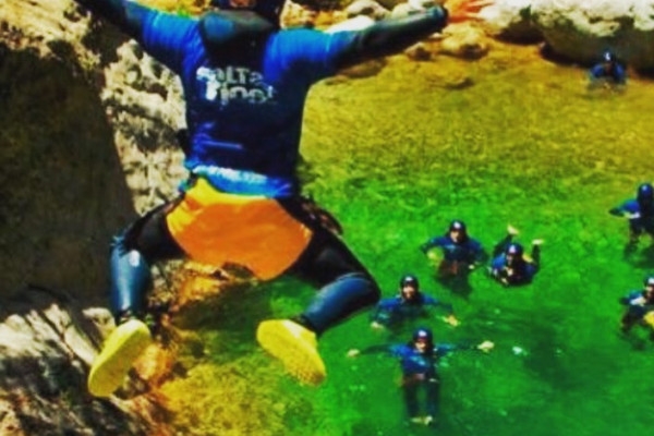 Canyoning in Río Verde, Saltaríos. - Bonjour Fun