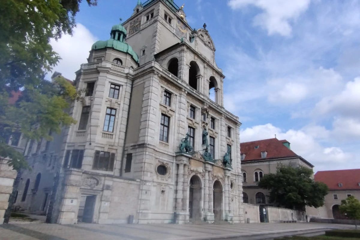 Bavarian Museum - Bonjour Fun