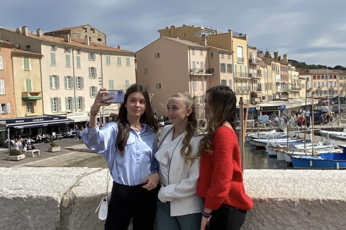 Be a star in Saint Tropez! - Bonjour Fun