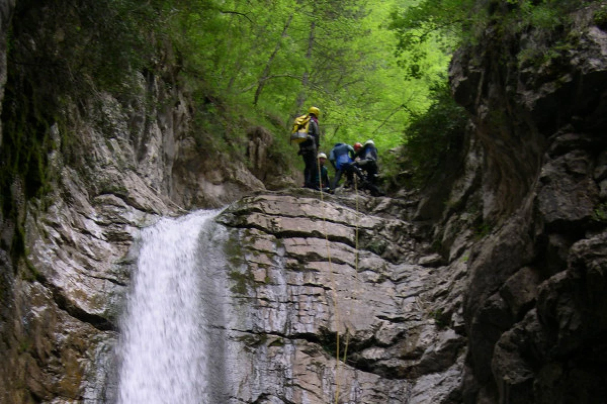 Gréolières Canyon Exploration - Abseiling - Bonjour Fun