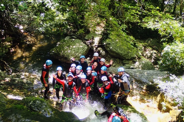 Family Canyoning - Gorges du Loup Canyoning - PROMO - Bonjour Fun