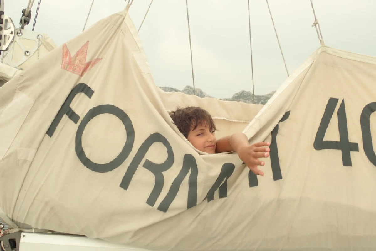 Catamaran sail ride in Marseille Bay from L'Estaque - Bonjour Fun