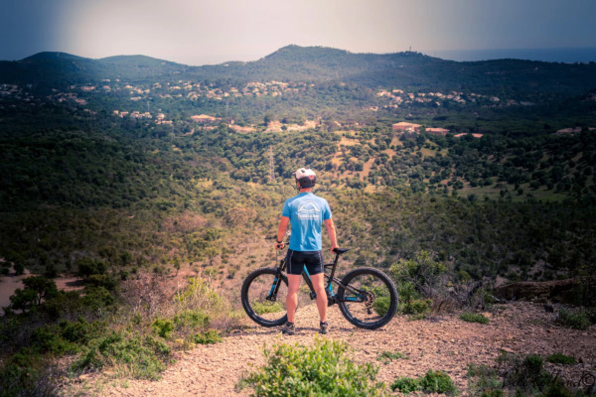 Esterel/Mediterranean Tour - Kayak & electric mountain bike - Bonjour Fun