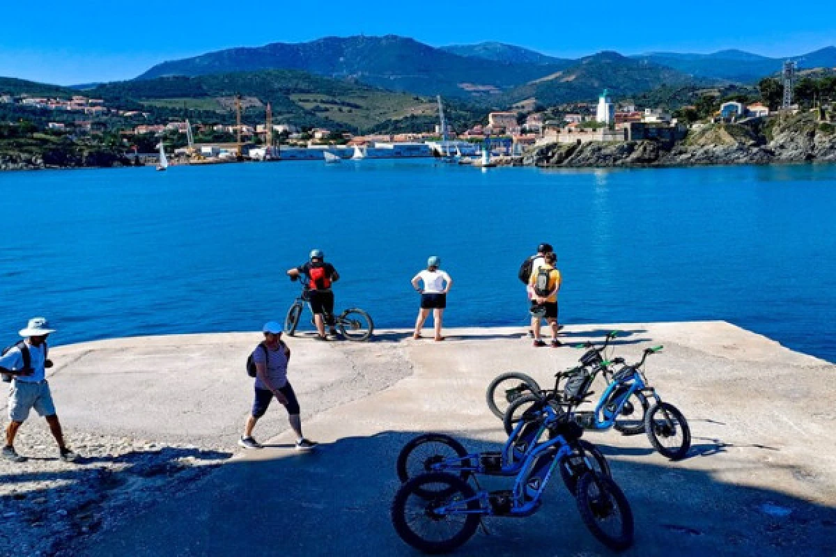 DESCUBRA EL PATRIMONIO DE PORT-VENDRES EN SCOOTER - Bonjour Fun