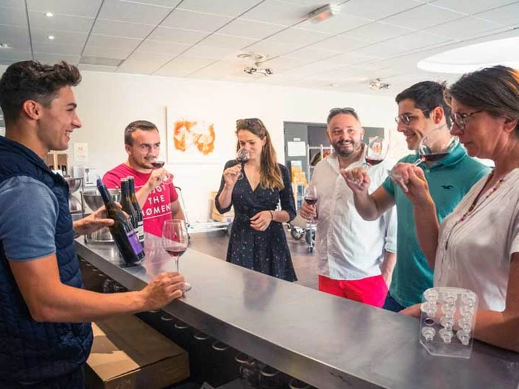 Degustation au comptoir - Bonjour Fun