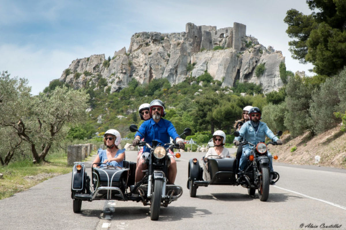 Half-day : Wine-Tour in the Luberon - Bonjour Fun