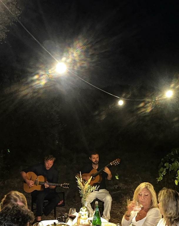 Countryside dinner and moonlit stroll - Bonjour Fun