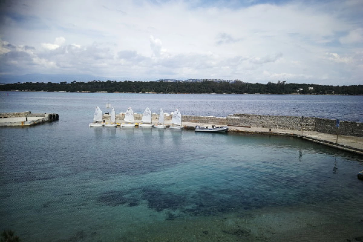 Dinghy Fun Camp - Toussaint School Holidays - Bonjour Fun