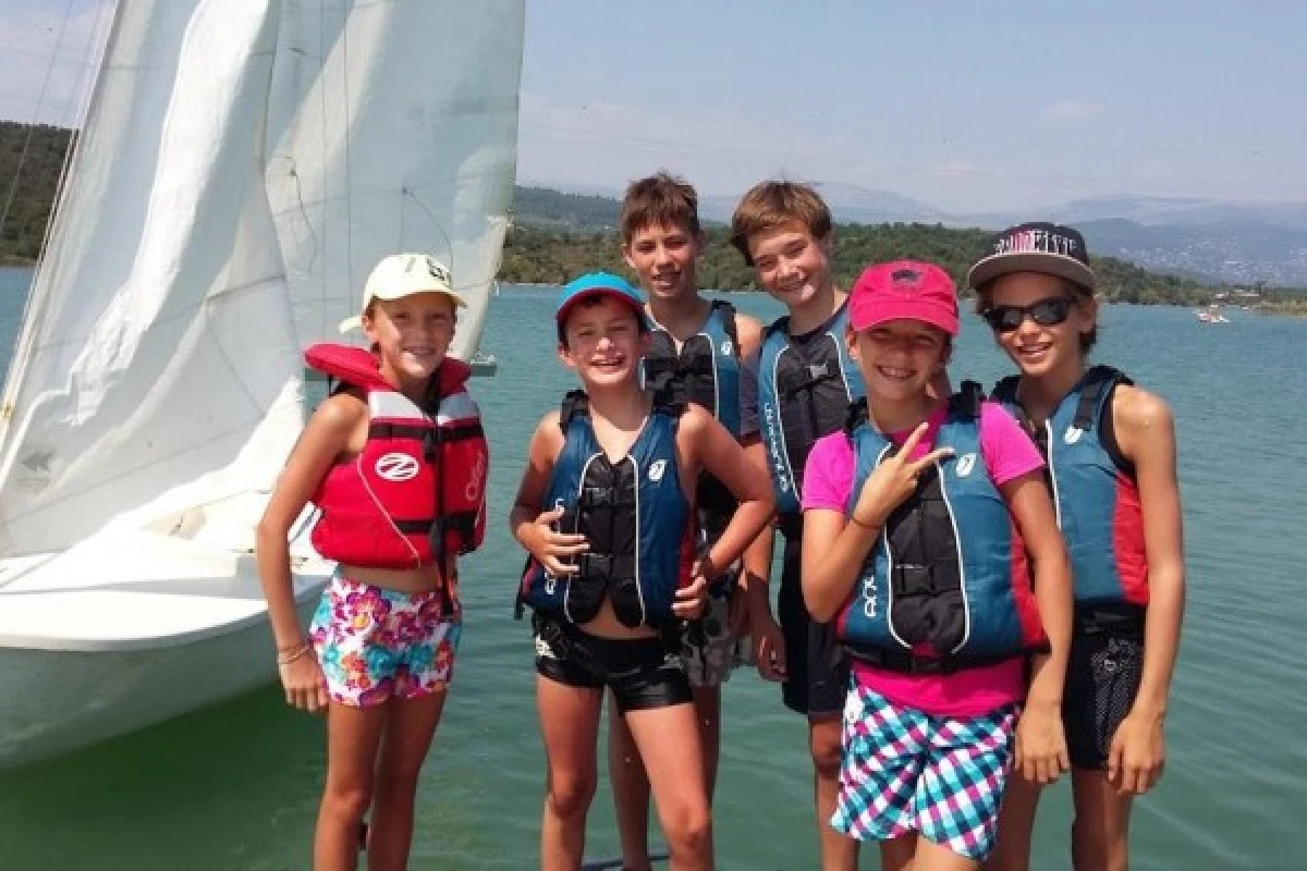 Dinghy Fun Camp - Child course 1 week - Bonjour Fun