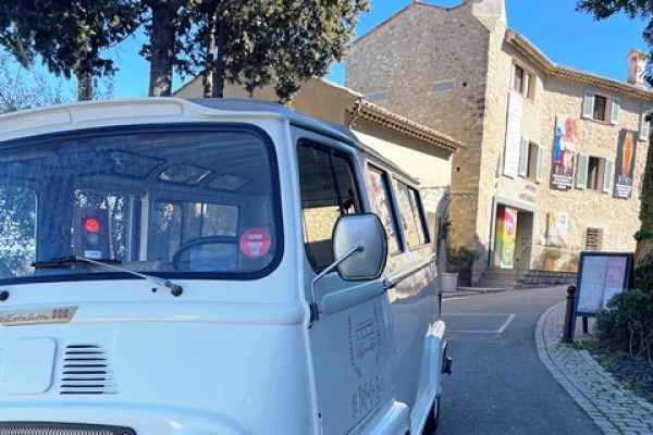 Discover Mougins aboard our Vintage Minibus (2 hours) - Bonjour Fun