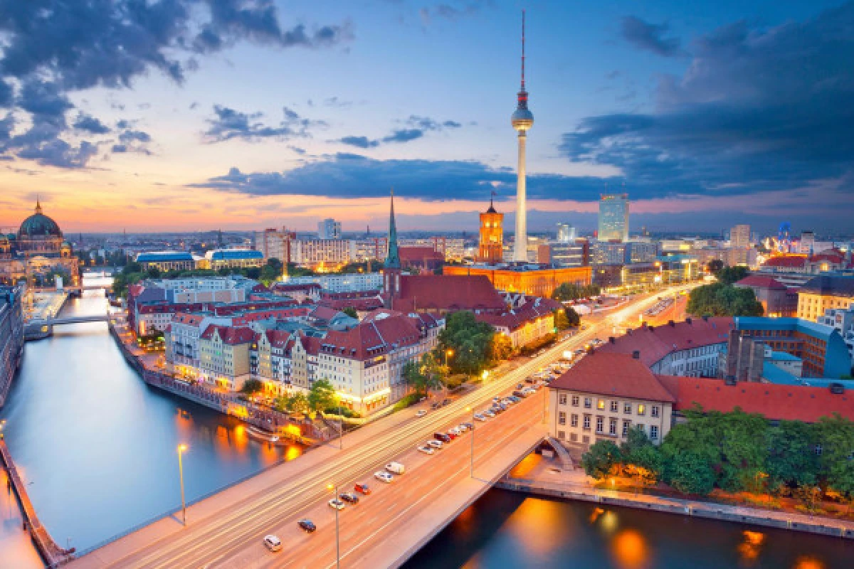 ESCAPE GAME IN THE CITY HEIST BERLIN - Bonjour Fun