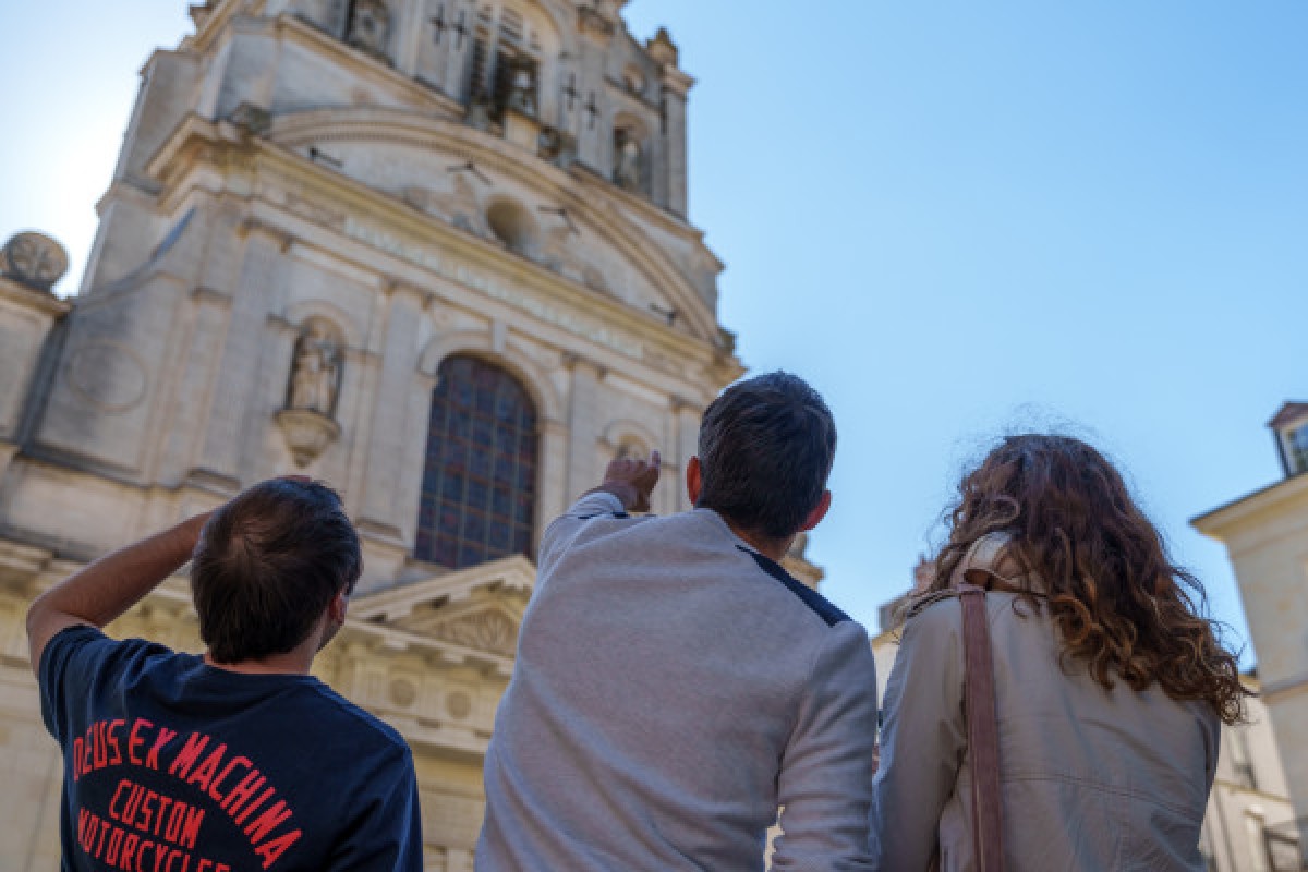 Outdoor Escape Game - By Order of the  Peaky Renners - Bonjour Fun