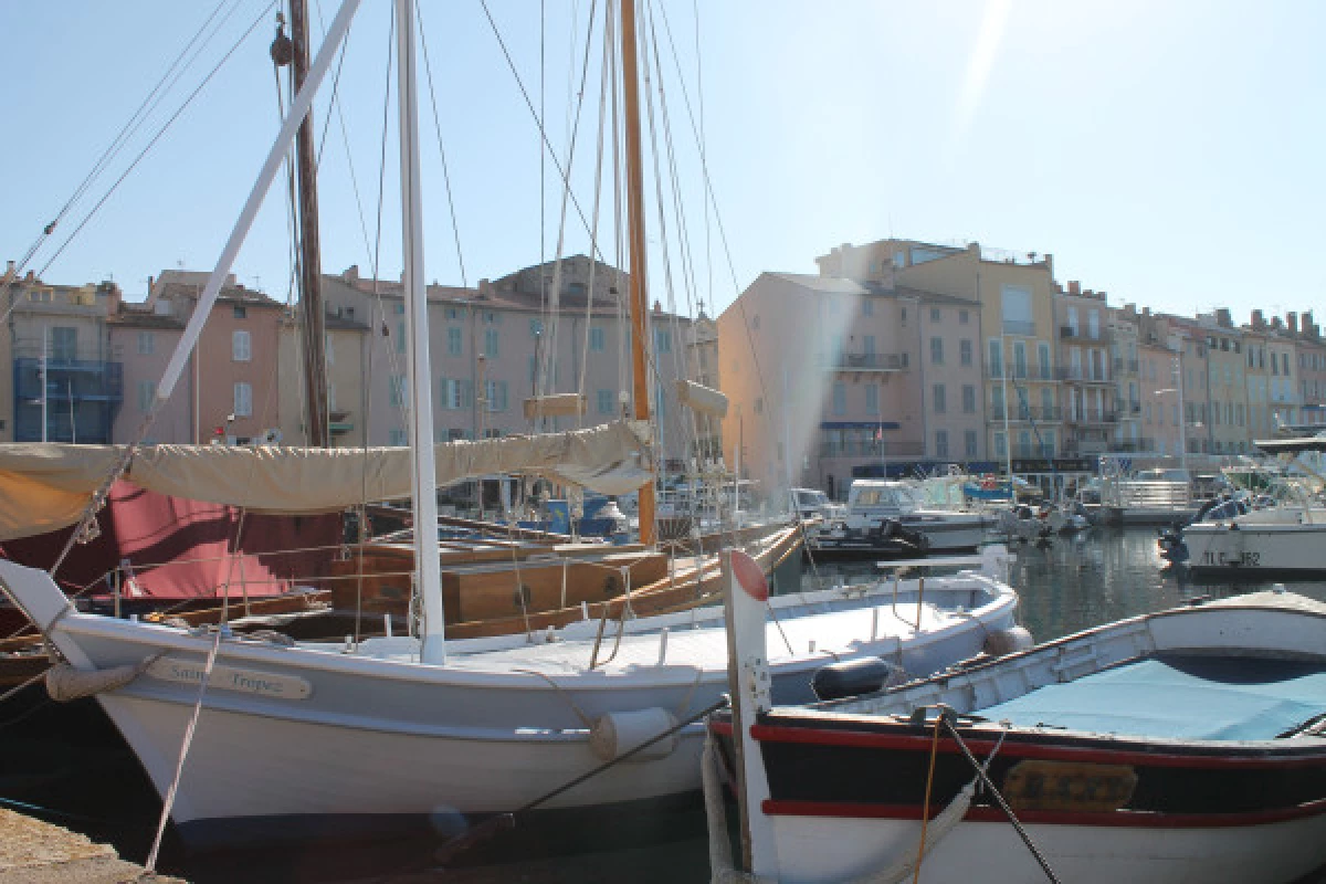 Shore Excursion Saint Tropez - Bonjour Fun