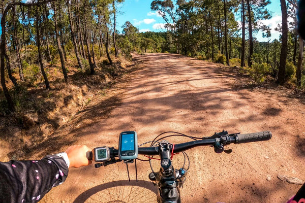 E-bike Guided Tour - Esterel Massif - Bonjour Fun