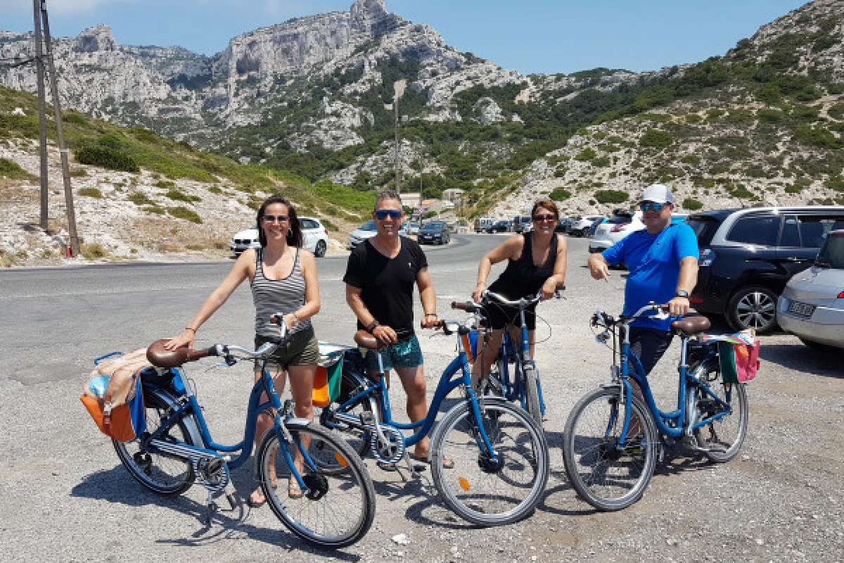 Calanques EBike day tour from cruise - Bonjour Fun