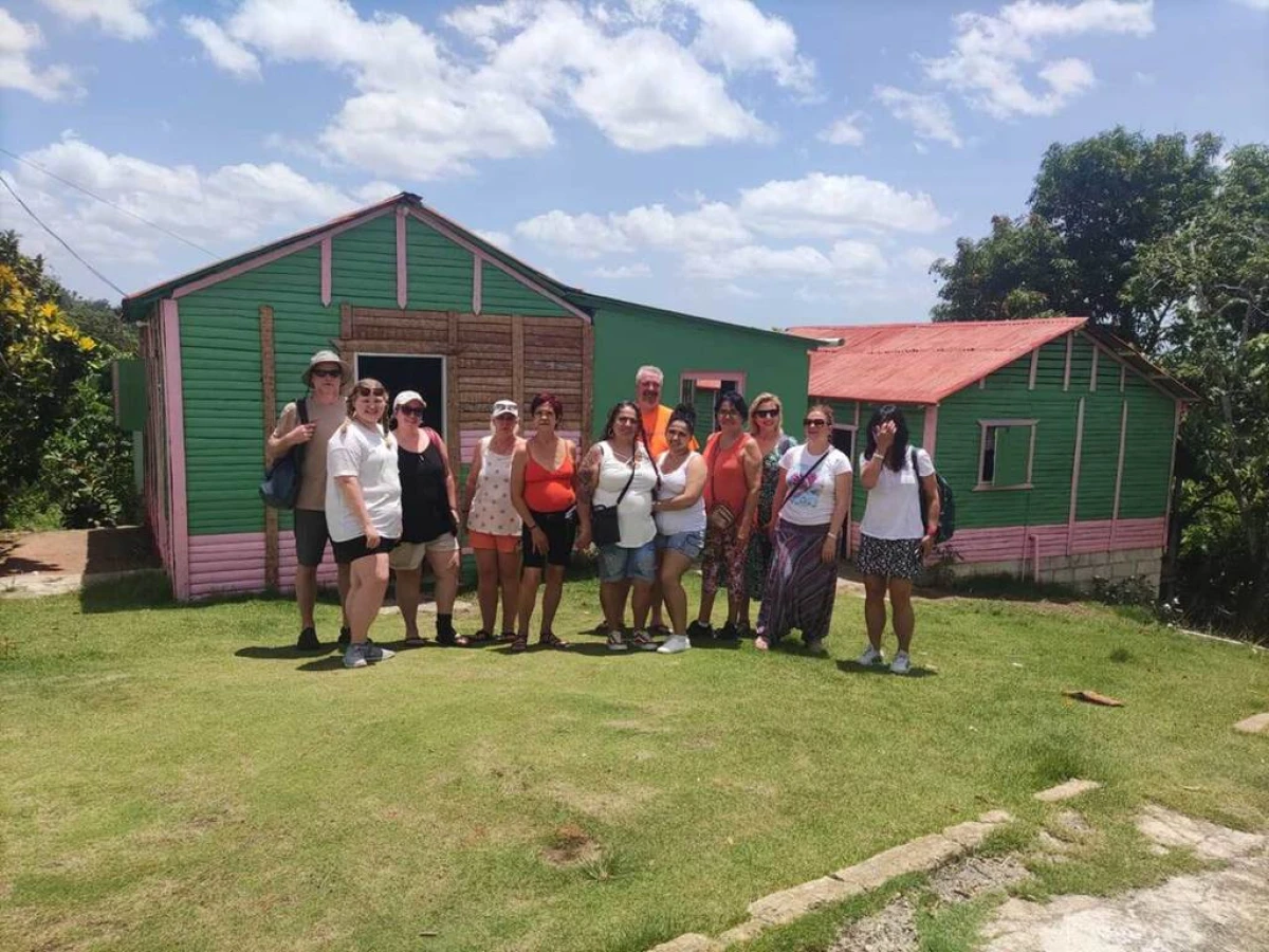 Excursión Cultural Higüey: Historia y Tradición - Bonjour Fun