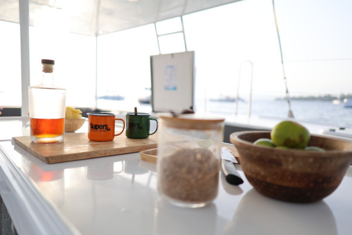 PRIVATE Catamaran SUNSET DAY trip (8h) - NOMAD3 - Bonjour Fun