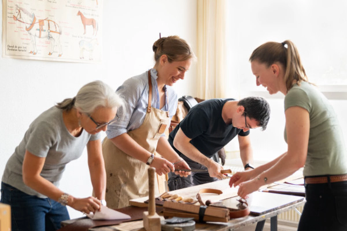 Making an apron - Bonjour Fun