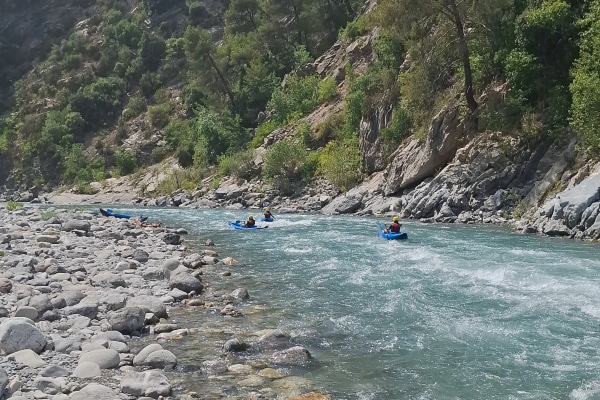 Kayak rafting Gorges de la Mescla | 30' from Nice | - Bonjour Fun