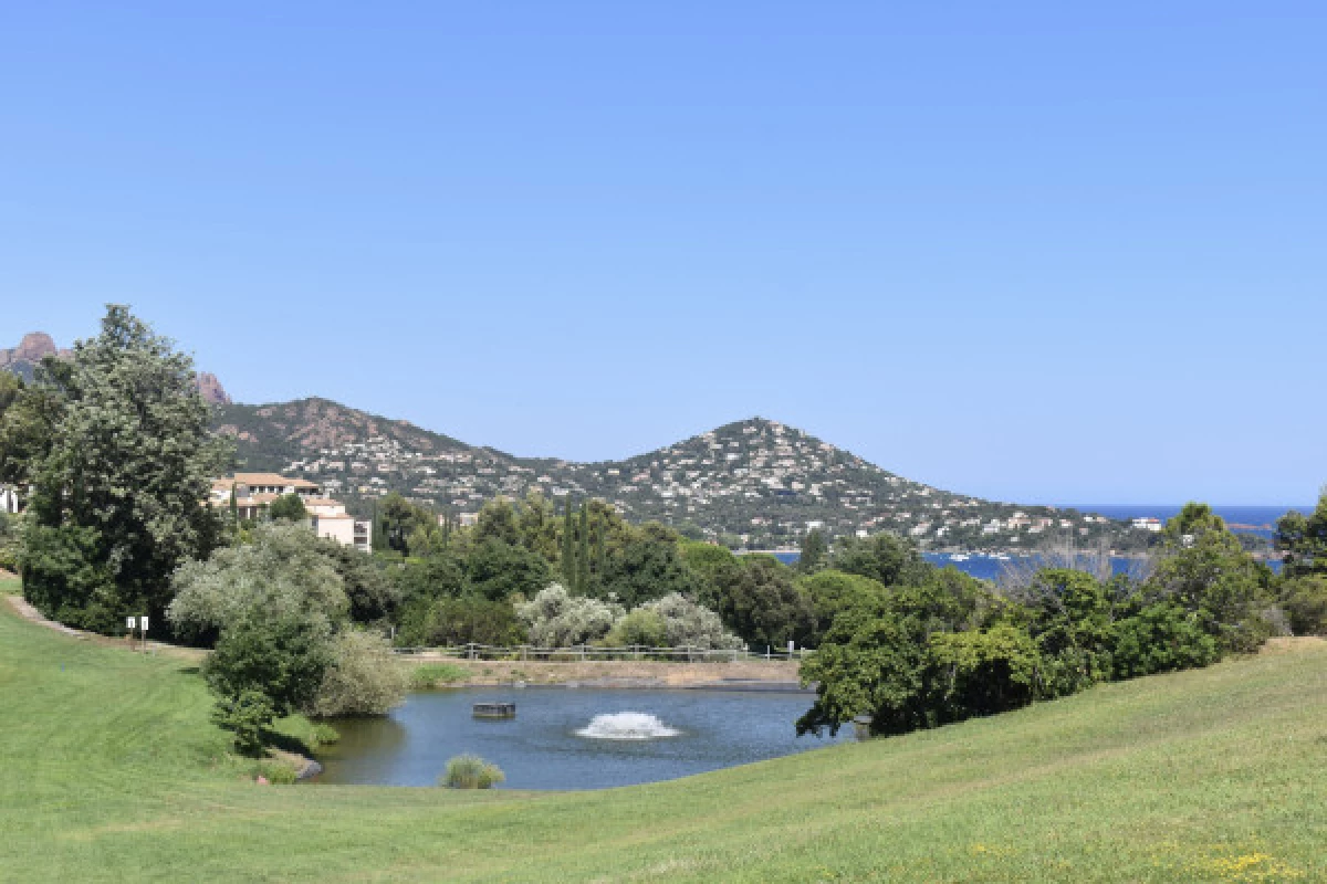 Green Fee - Golf Agay (Saint-Raphaël) - Bonjour Fun