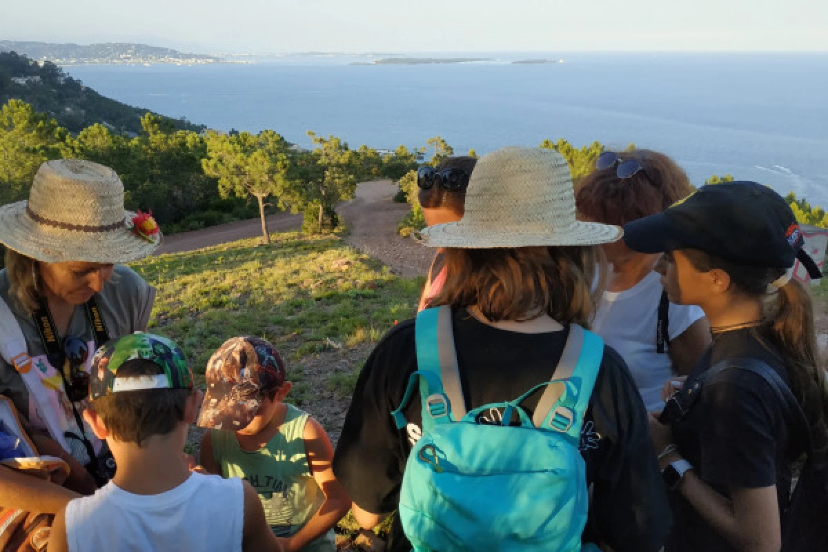 Group offer - The Great Adventure for kids ! Hiking, treasure hunting and discovering - Bonjour Fun