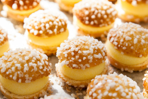 Guided tour and sweet tasting for groups - Bonjour Fun