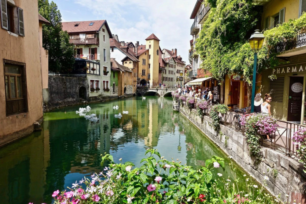 HEN PARTY CITY CHALLENGE ANNECY - Bonjour Fun