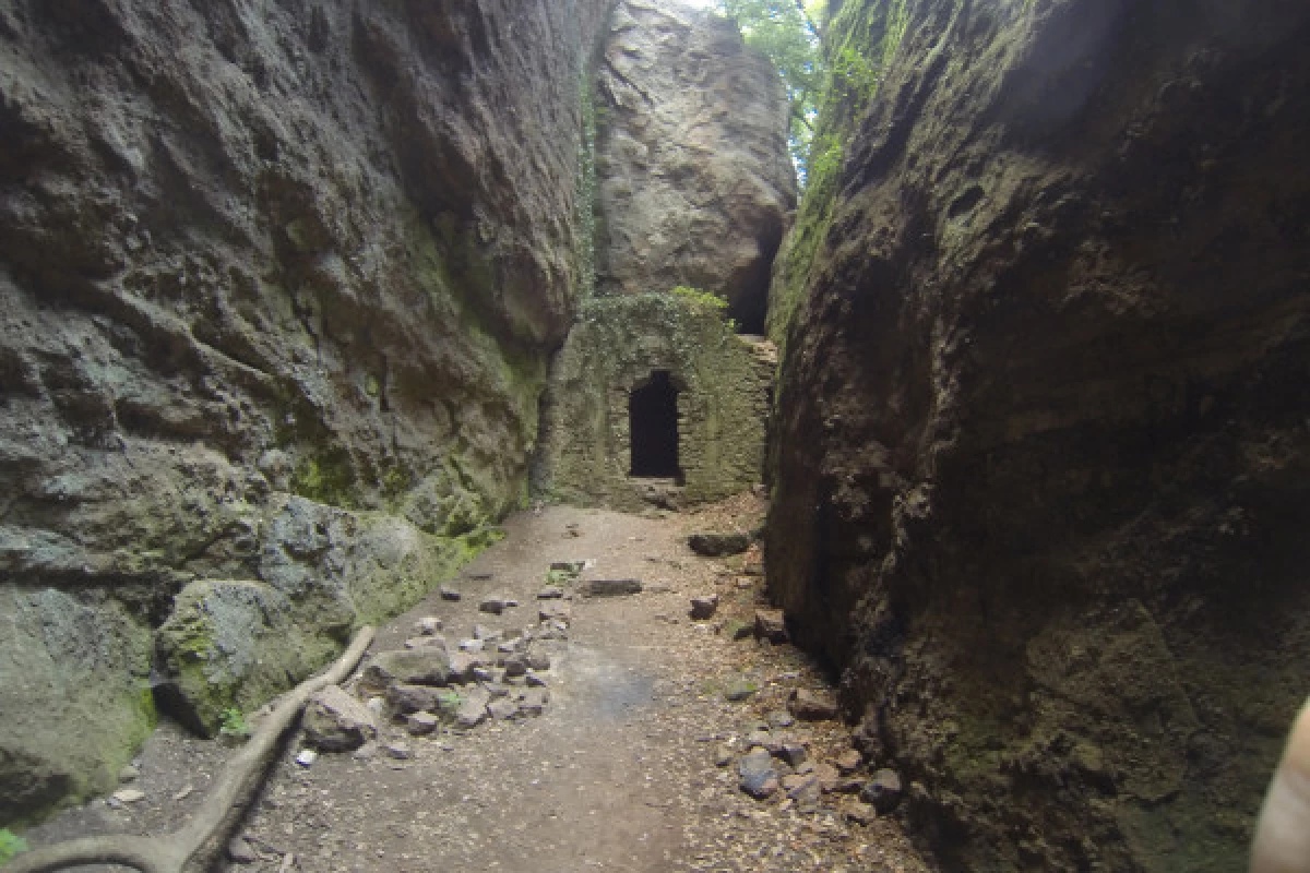 Hike to the 3 Crosses of Roquebrune Rock - Bonjour Fun