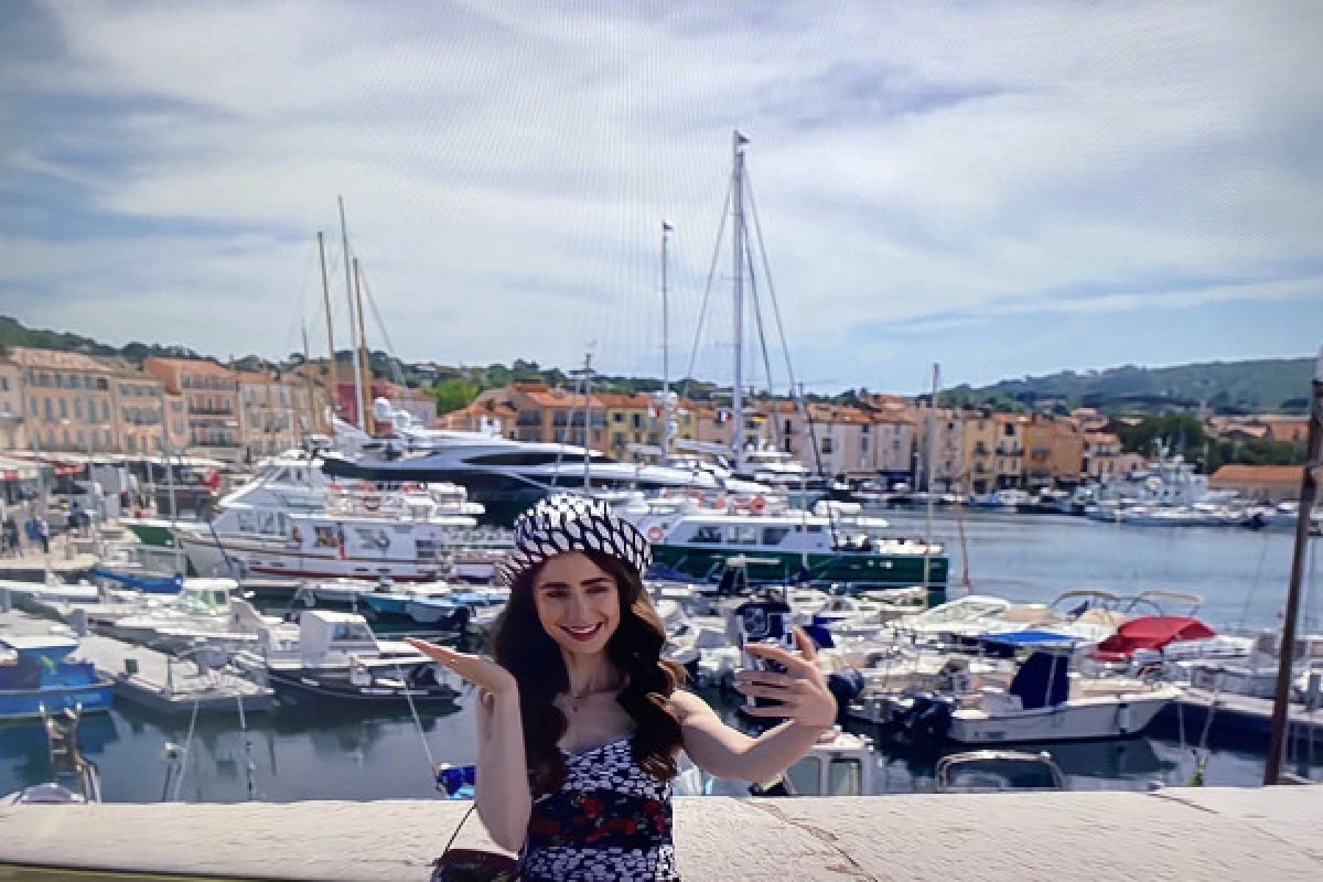 Shared Tour : Be a star in Saint Tropez! - Bonjour Fun