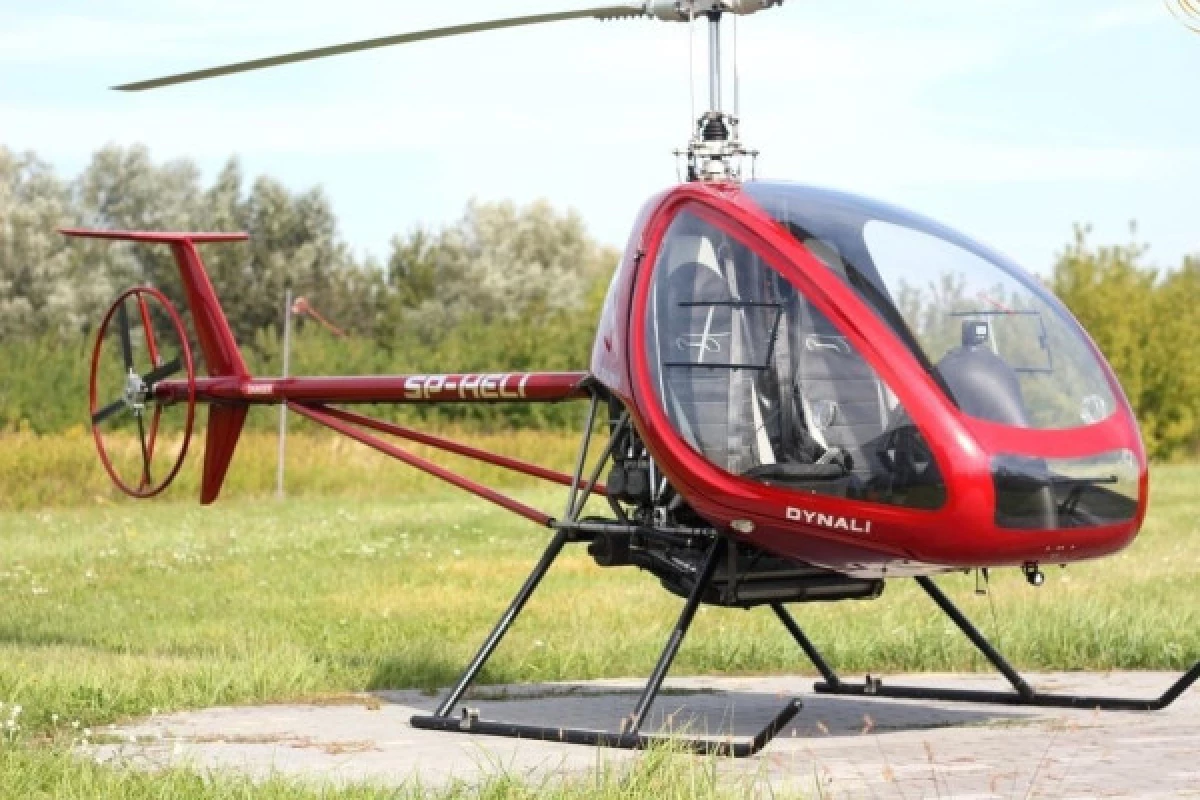 Introduction to microlight helicopter flying - Bonjour Fun