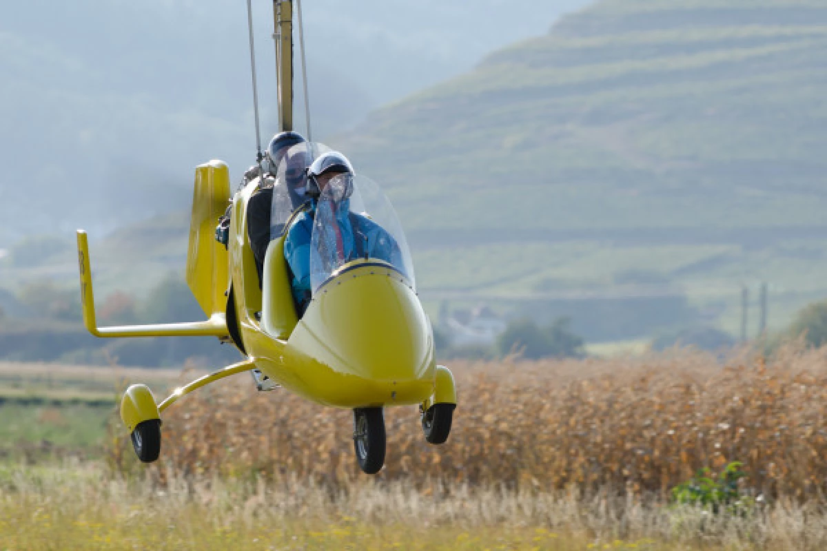 Introduction to microlight piloting - Bonjour Fun