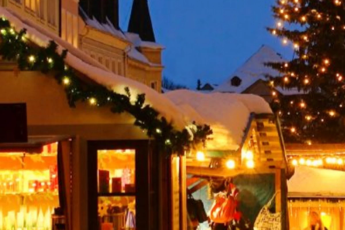 Unusual treasure hunt Christmas (Colmar) - Bonjour Fun