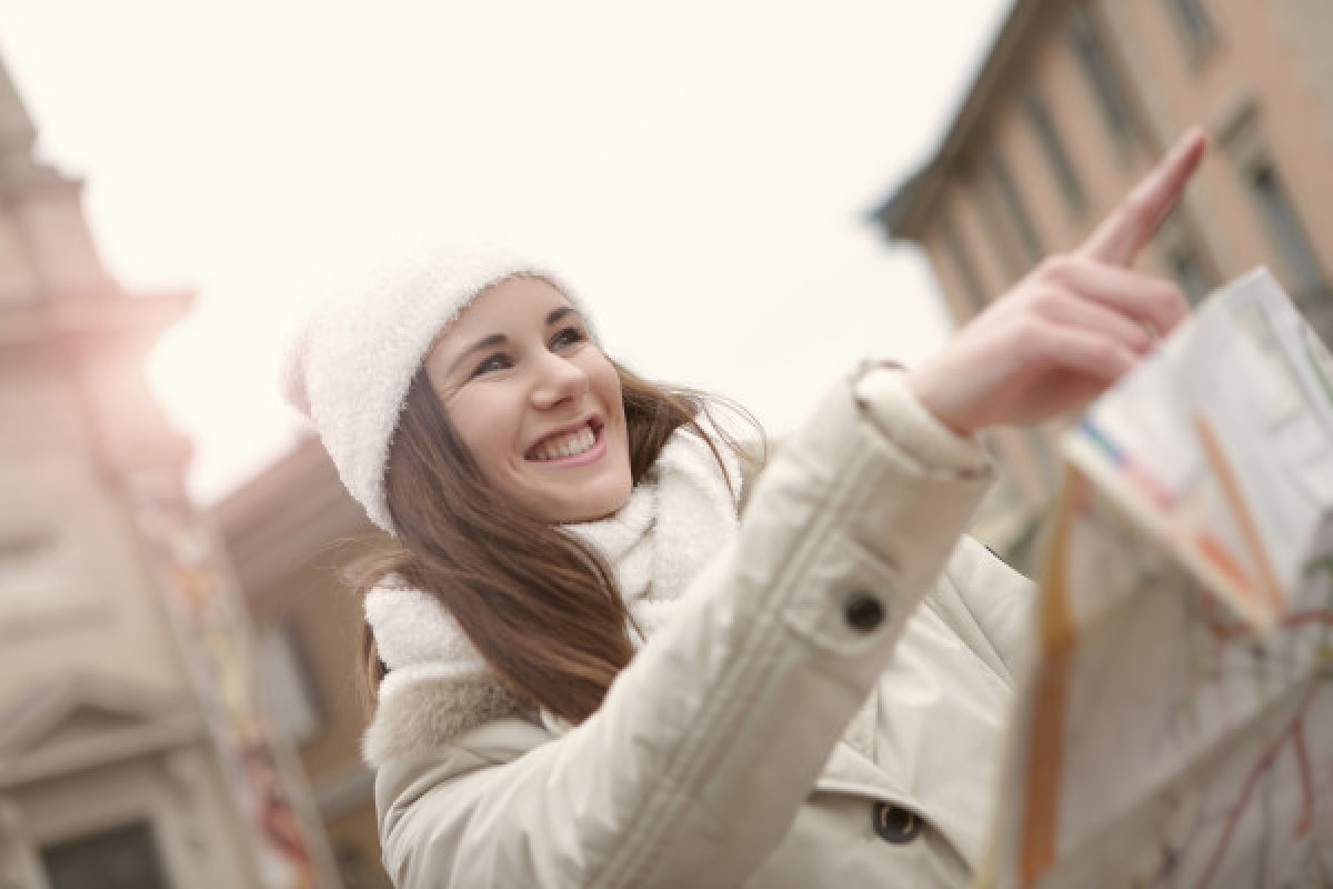 Unusual treasure hunt on the Christmas market (Obernai) - Bonjour Fun