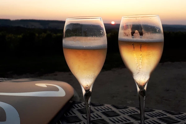 La Sunset VIP  / A walk, a sunset and champagne service - Bonjour Fun