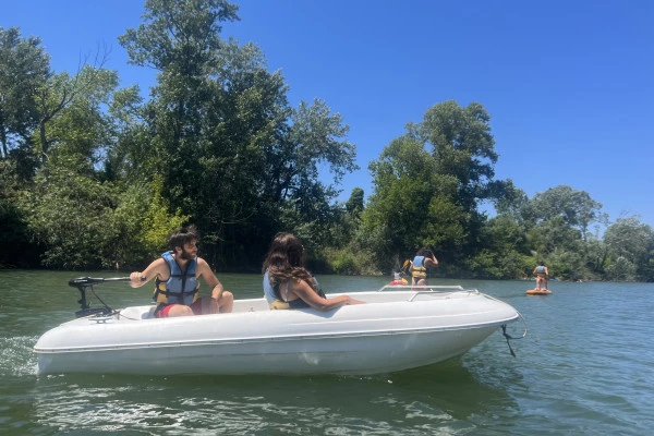 Electric boat rental without licence - Fréjus - Bonjour Fun