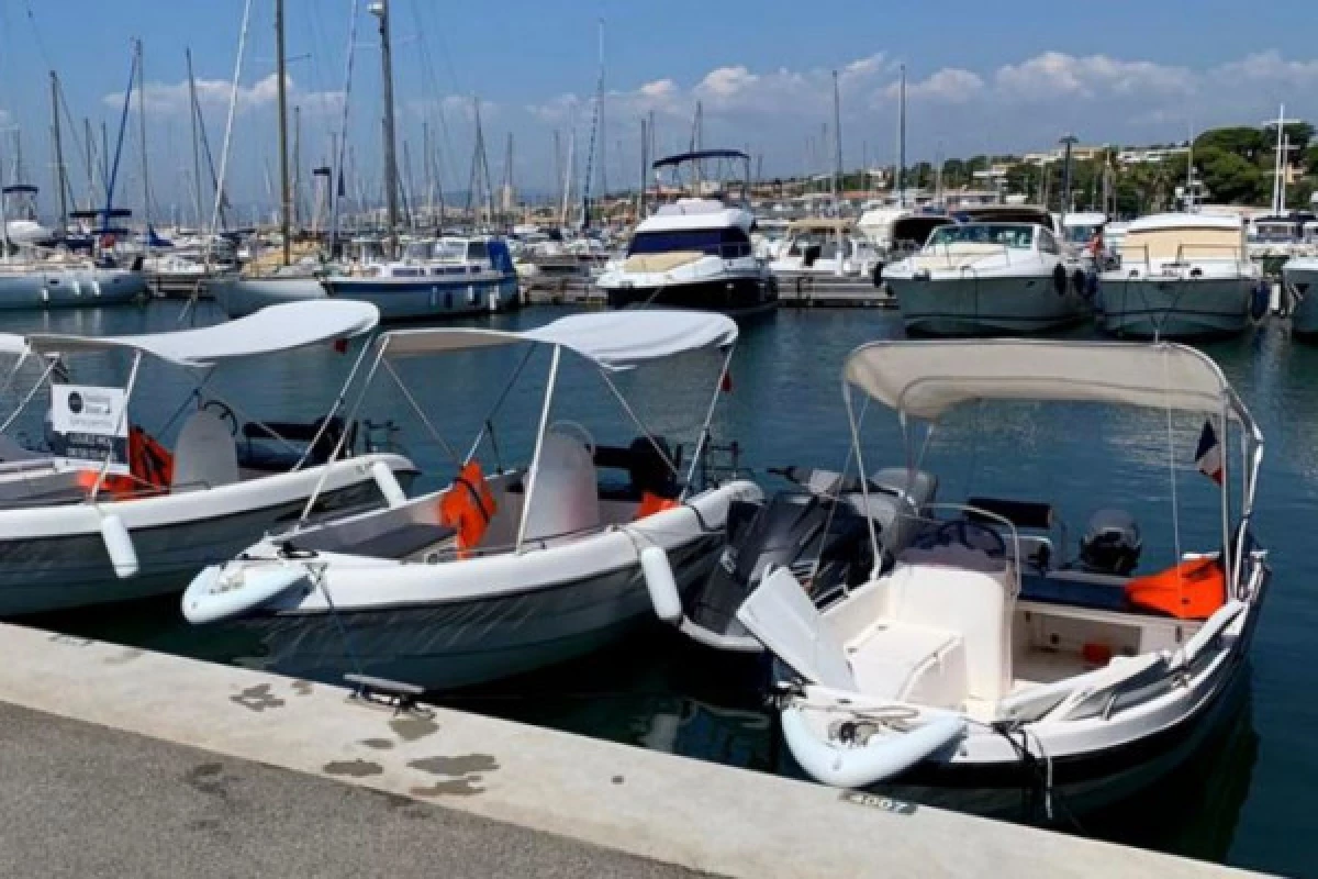 Boat without license rental 6 persons  - Santa Lucia - Bonjour Fun