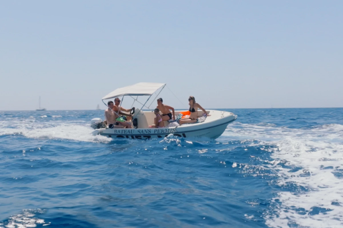 Boat rental without license - Agay Bay - Bonjour Fun